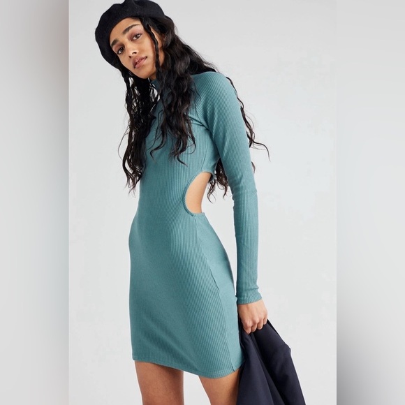 New! Free People Beach Guess Who’s Back Mini Rib Knit Dress - Picture 2 of 8